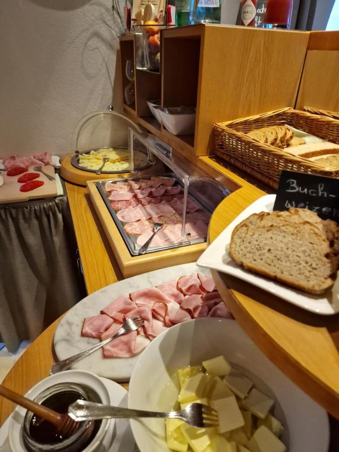 Hotel Romantica Йерценс Екстериор снимка